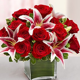 Perfect way to Say Your Loved once I LOVE YOU To Send Flowers : Modern Embrace Red Rose and Lily Cube
