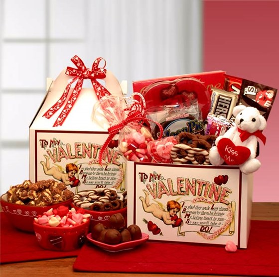 Send Your Love Romantic Valentines Gifts To USA: Love You Gift Set For Your Love 